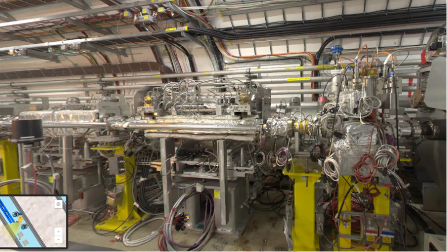 Machines and beampipes in a tunnel